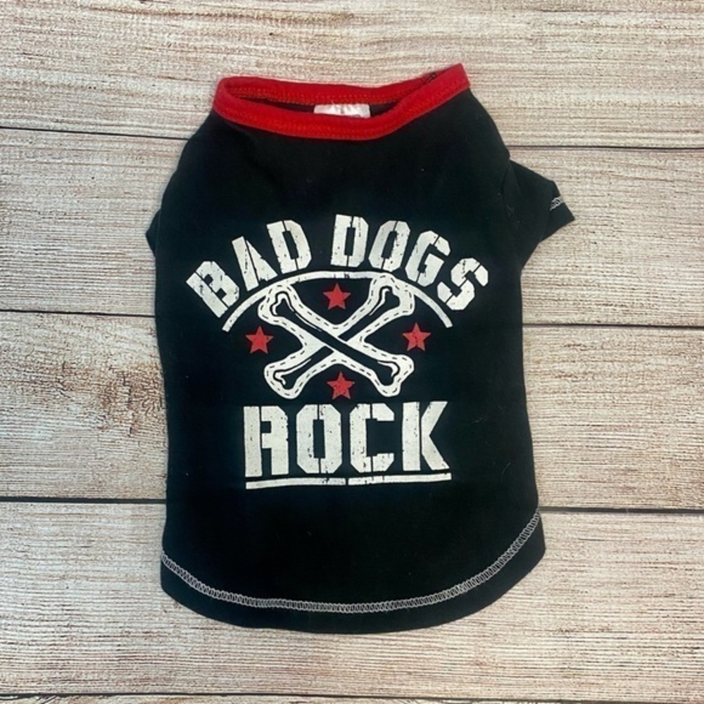 Simply Wag Bad Dogs Rock T-shirt XS